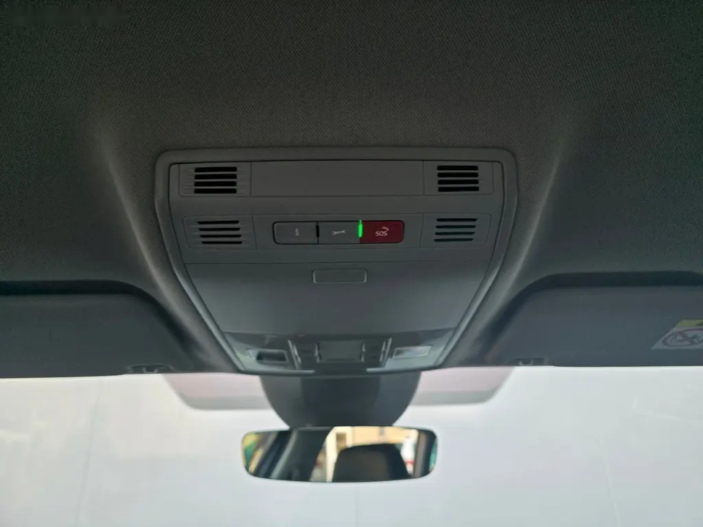 Škoda Superb, COMBI STYLE 2.0TDI / 110kW - 18