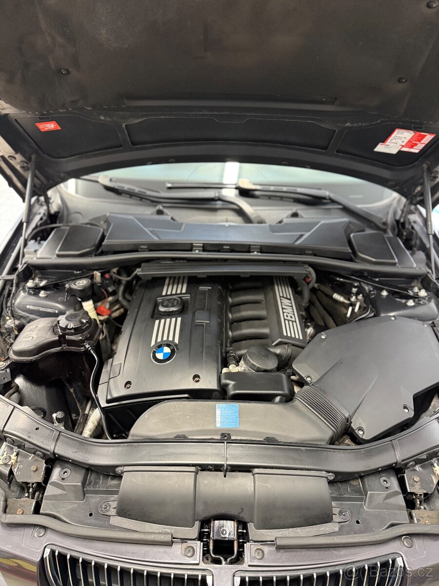 BMW e91 330i 200kw 197 000km - 18