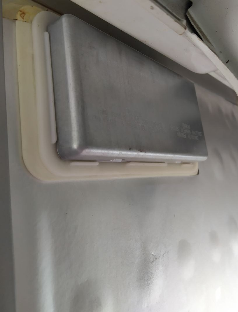 Lednice s mrazákem BEKO CN237231 K60365NE Na díly - 18