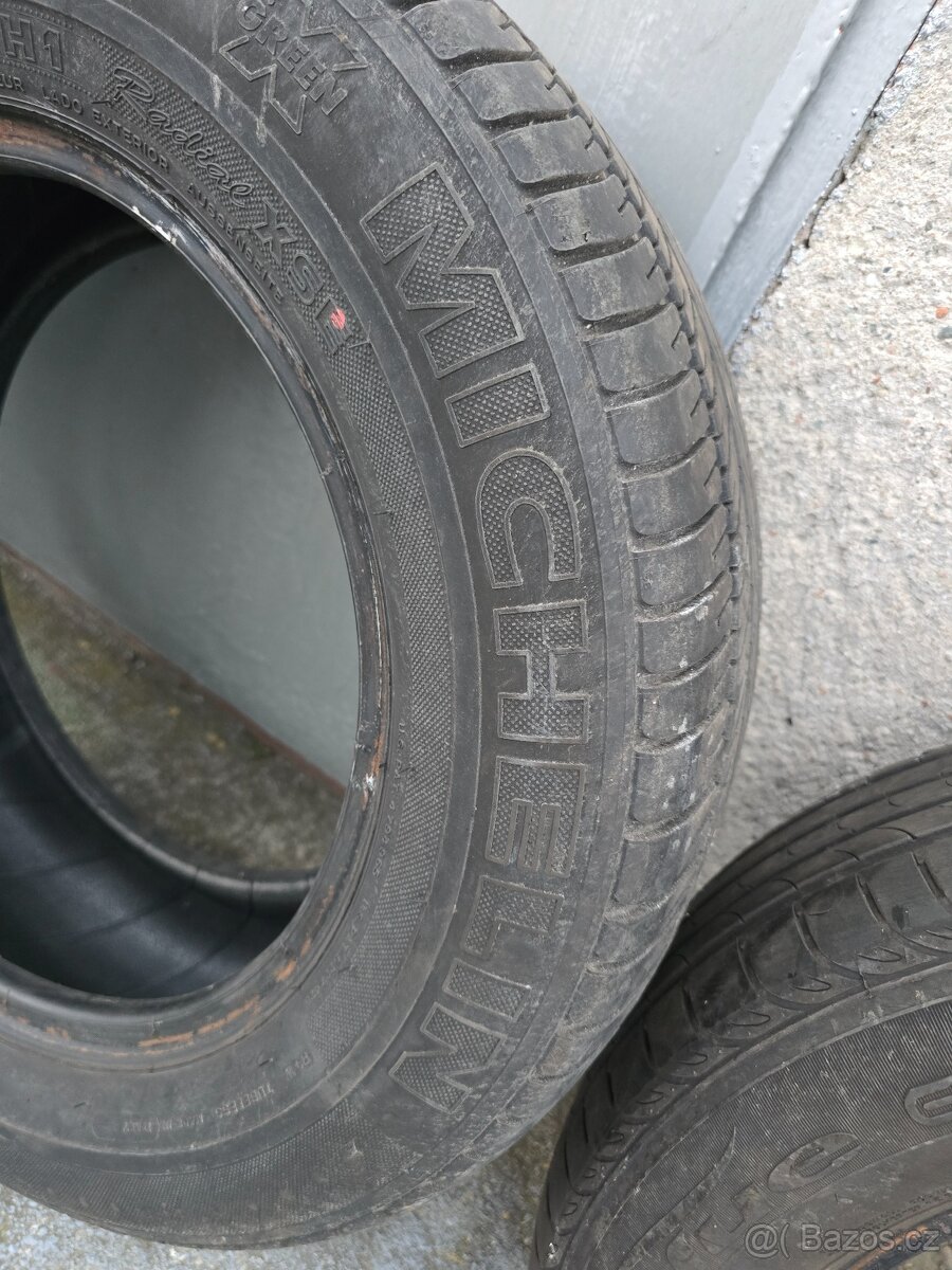 Letní pneu 205/65/15 - 18