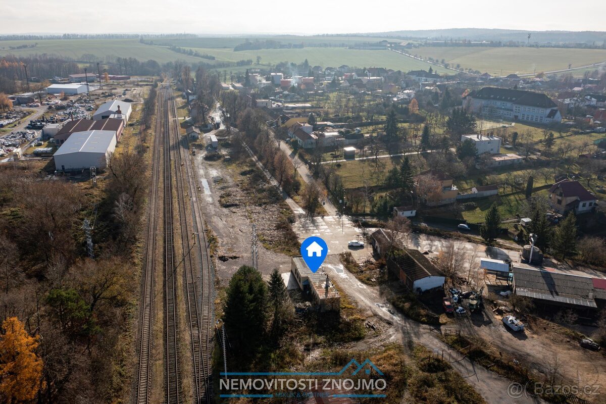 Prodej komerčního objektu v průmyslové zóně, v obci Šumná u - 18