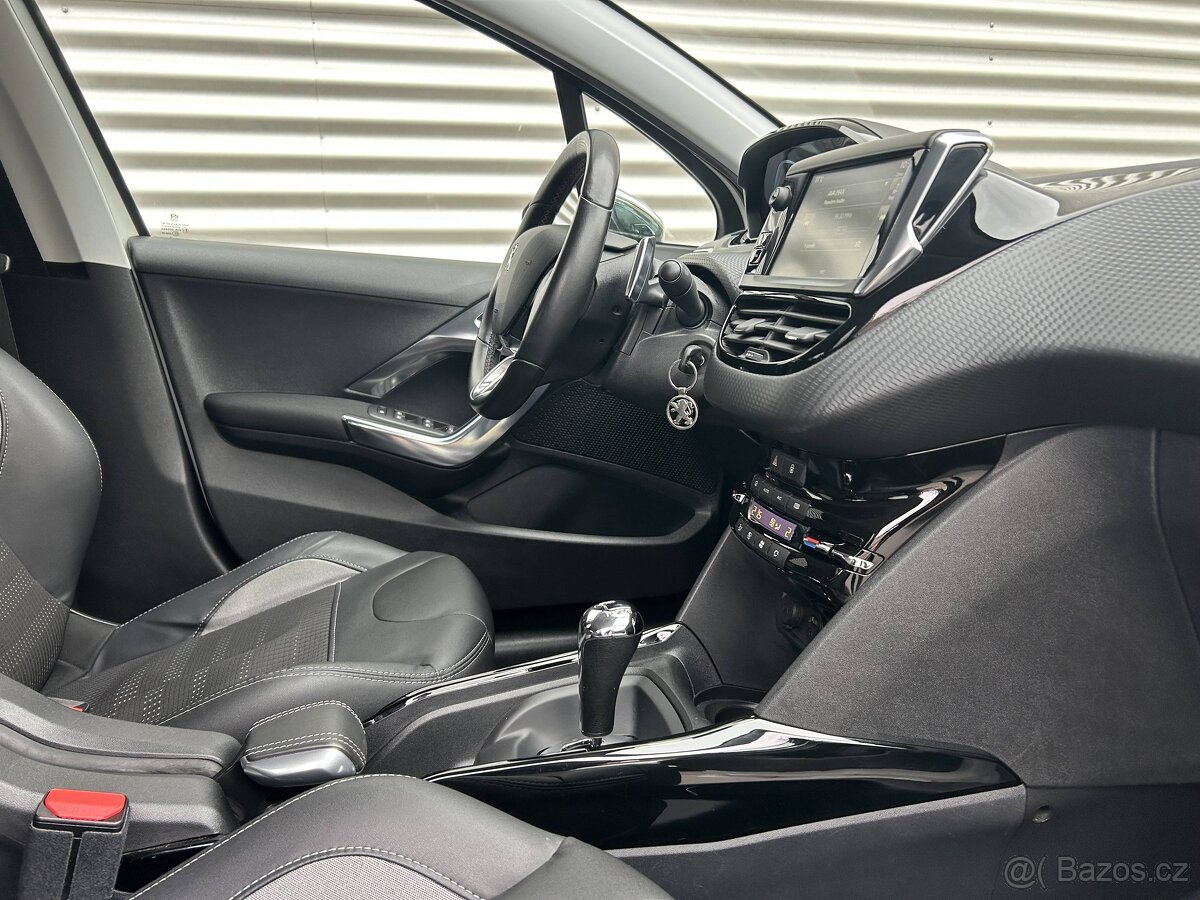 Peugeot 2008, 1.2i, 60kW - 18