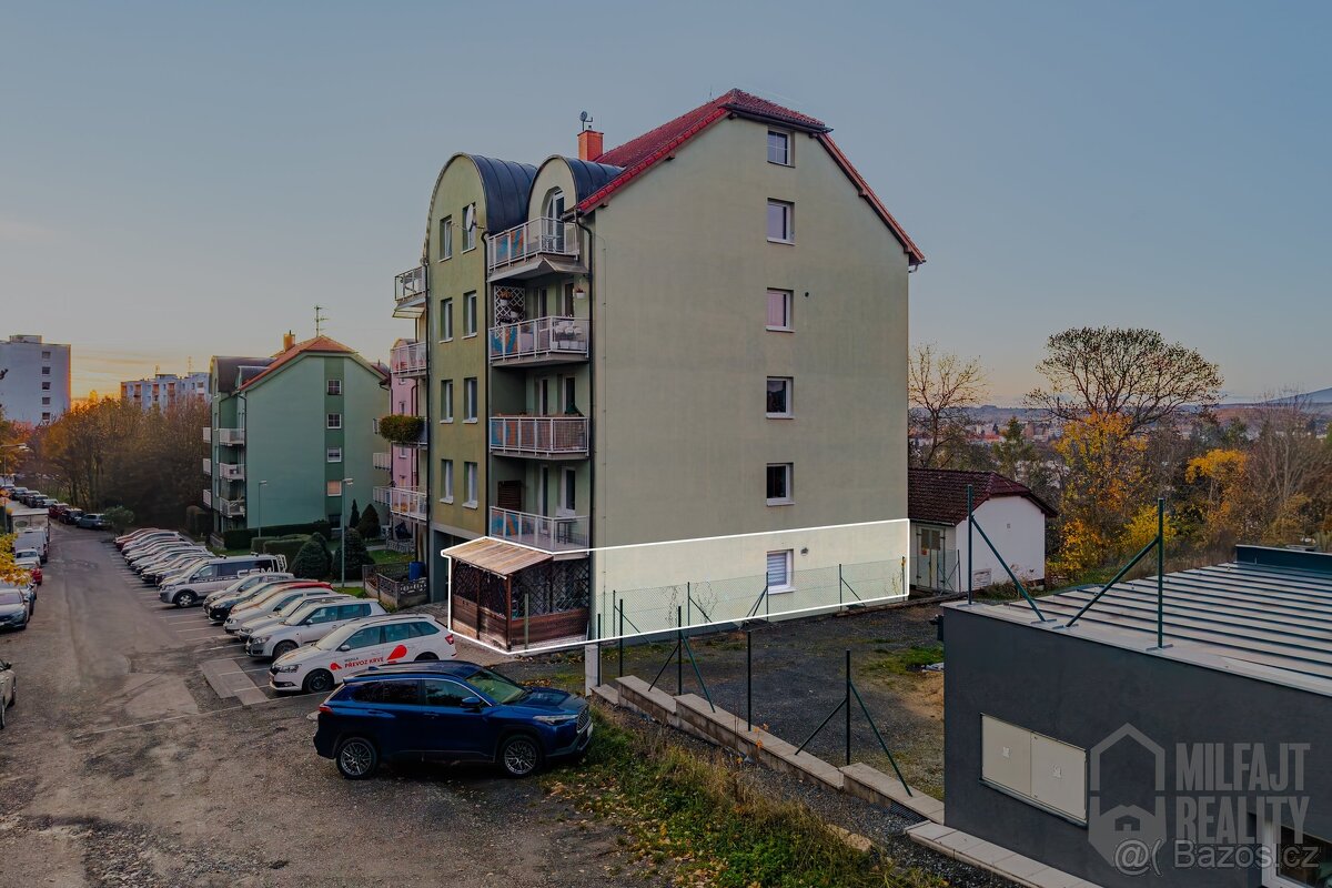 Prodej bytu 2+kk 60 m² s předzahrádkou, Turnov, ev.č. 06797 - 18