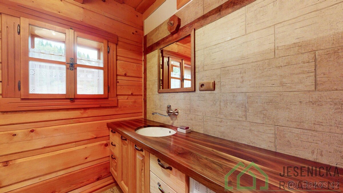 Prodej rekreační chalupy v obci Ostružná v okrese Jeseník - 18