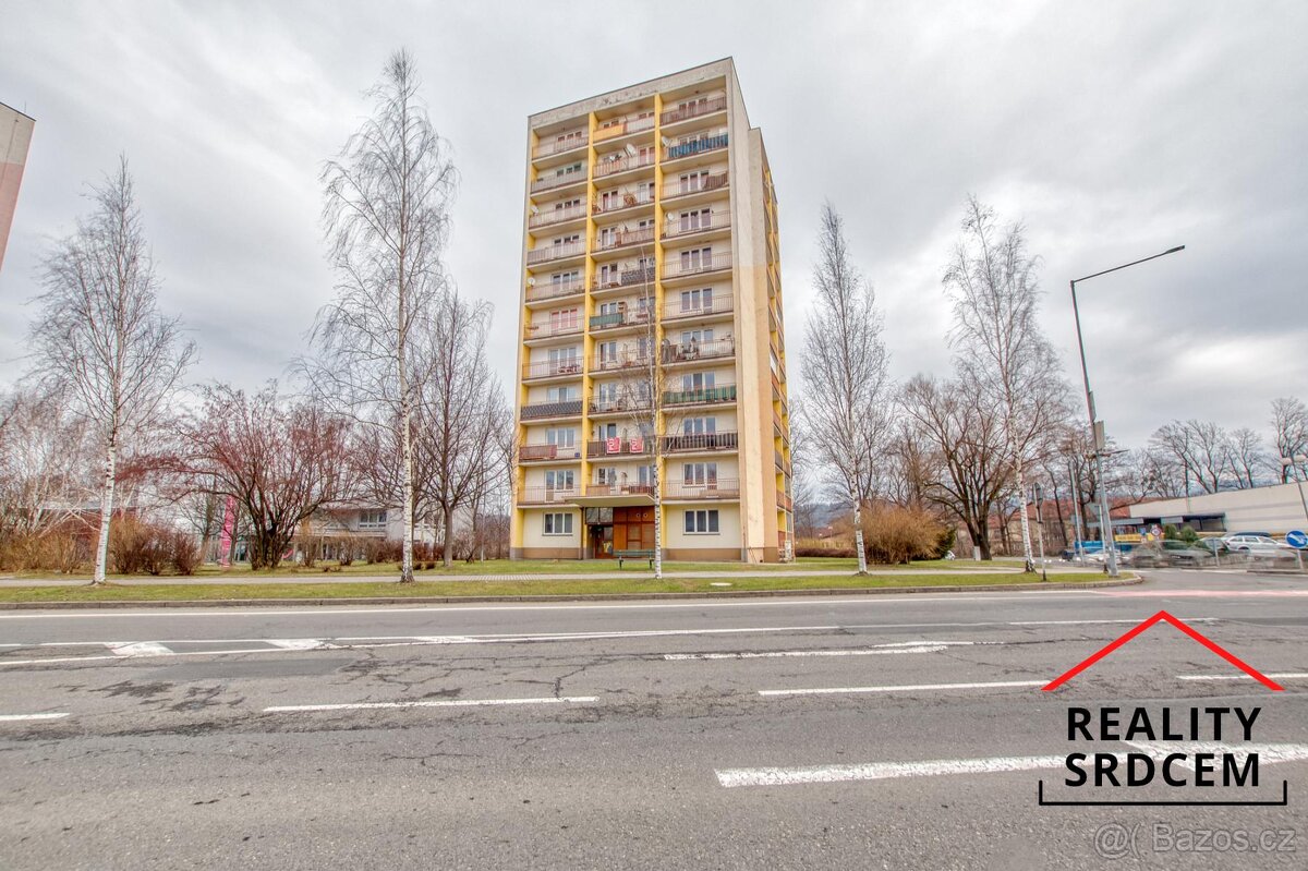 Pronájem bytu 2+1, 62 m2 s dvěma lodžiemi, ul. Lidická, Třin - 18