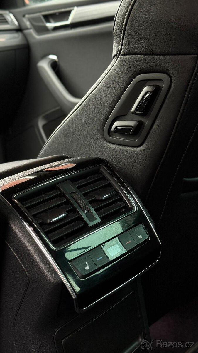 Škoda Superb 3 FL 2.0 TDI 110kW 07/2022 162tkm Matrix Tažné - 18