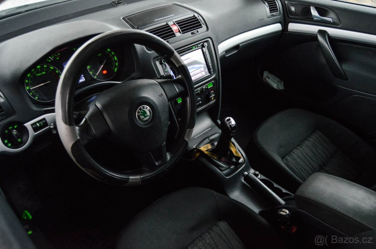 Škoda Octavia Combi 2.0 TDI Ambiente - 18