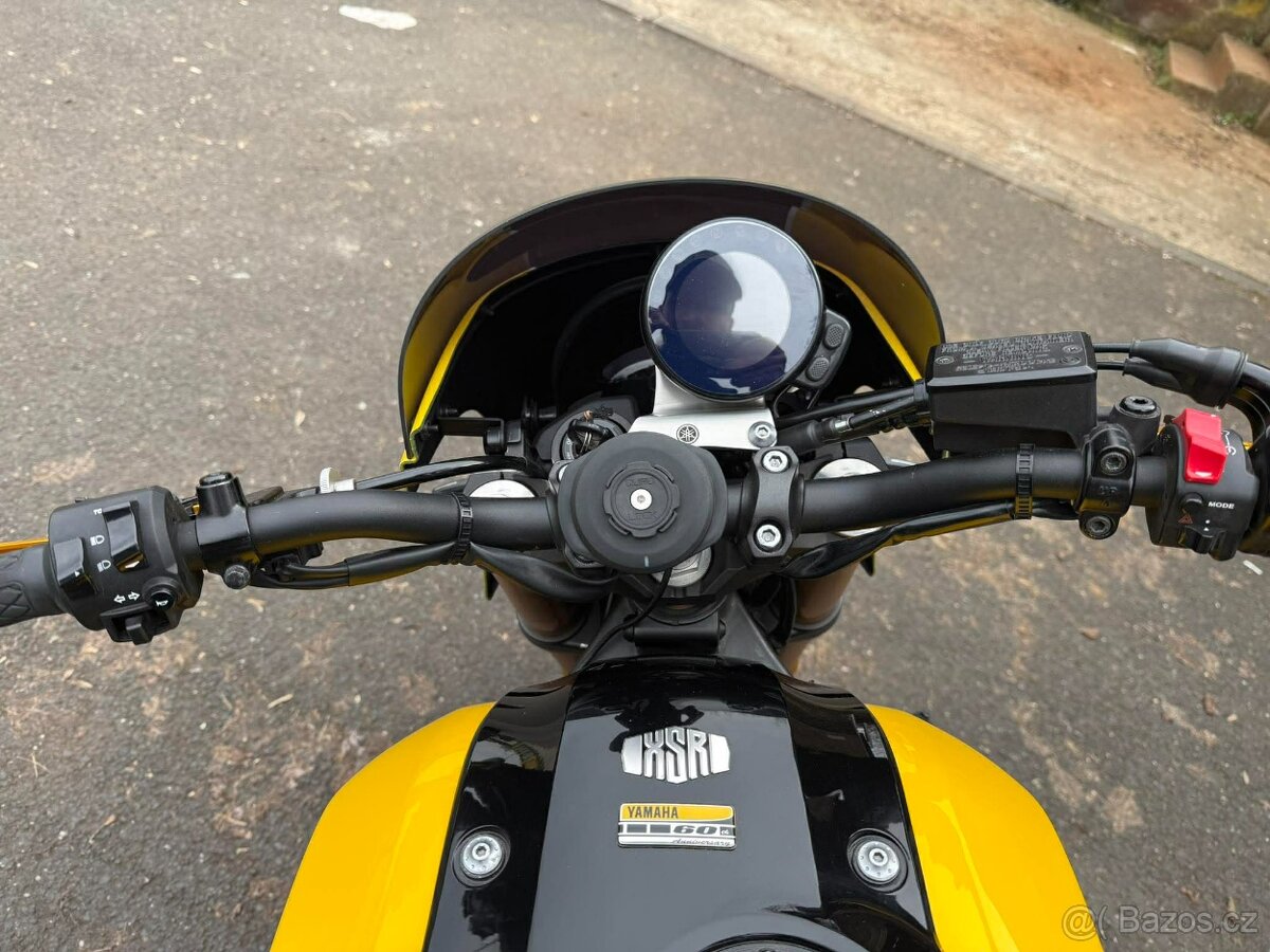 Yamaha XSR 900 - 18