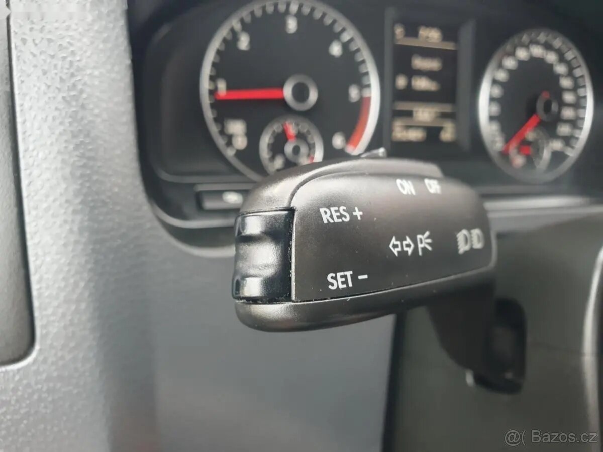 Volkswagen Multivan, 2L 103kw, SPLÁTKY - 18