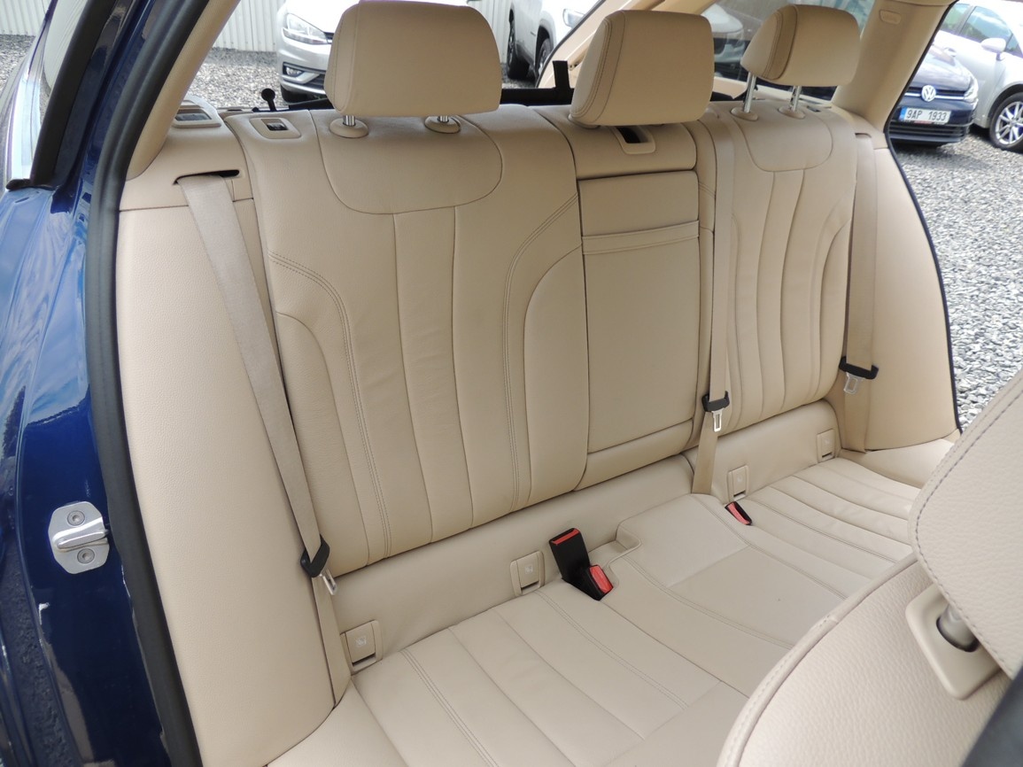 BMW 530ix Combi,185kw,2018,SportLine,ČR,1maj.-21%DPH - 18