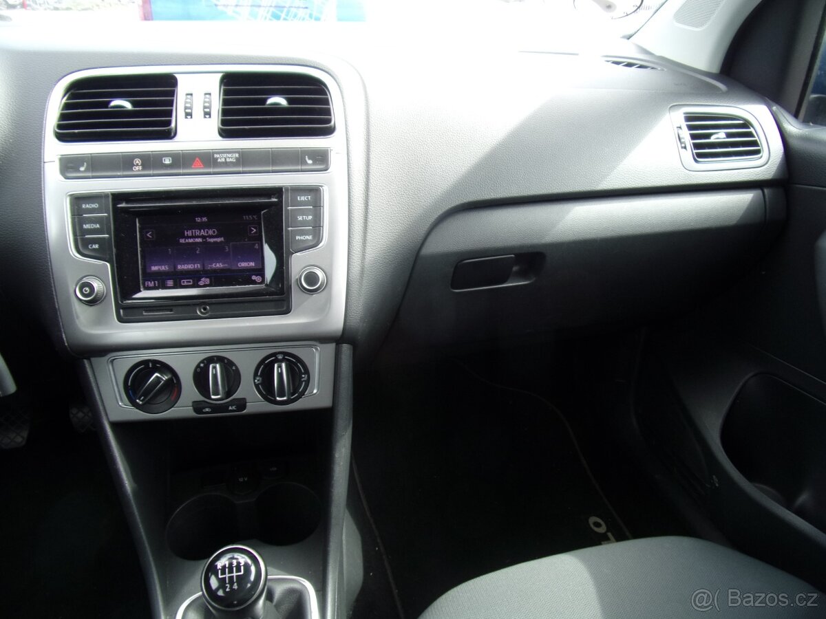PRODÁM Volkswagen Polo 1.0TSI KLIMA TEMP VÝHŘEV - 18