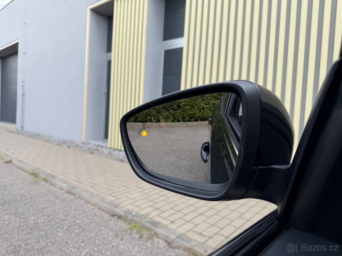 Ford Focus Com. 1.5TDCi 88kW TITANIUM Tažné - 18