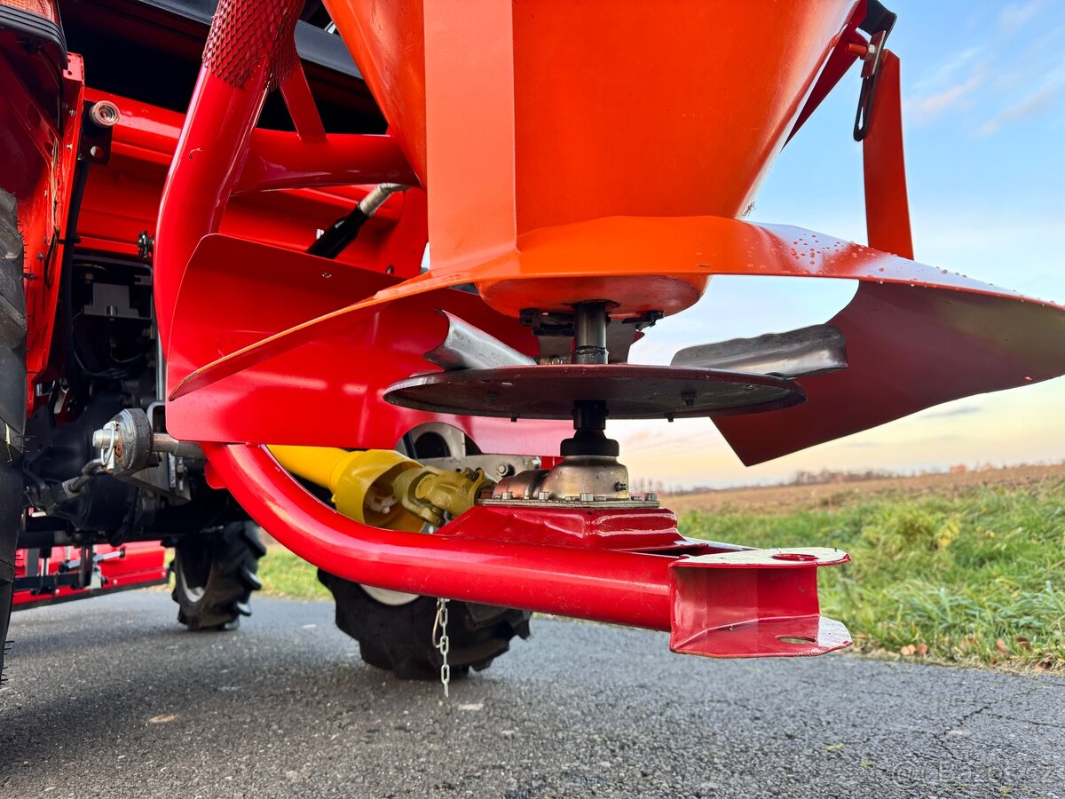 Malotraktor KUBOTA GL21 vyhřívaná kabina • radlice + sypač - 18
