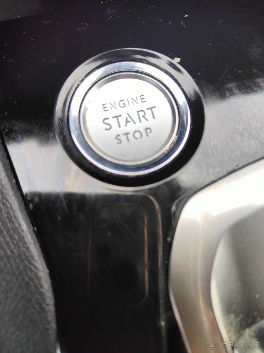 PEUGEOT 3008 1.2 PureTech 96kW, automat - 18