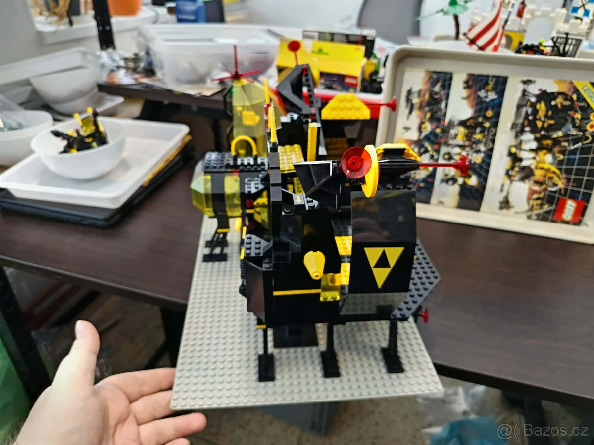 LEGO Space 6987 Message Intercept Base +návod - 18