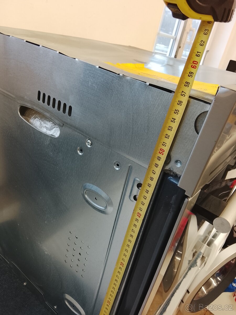 Vestavná trouba AEG - 18