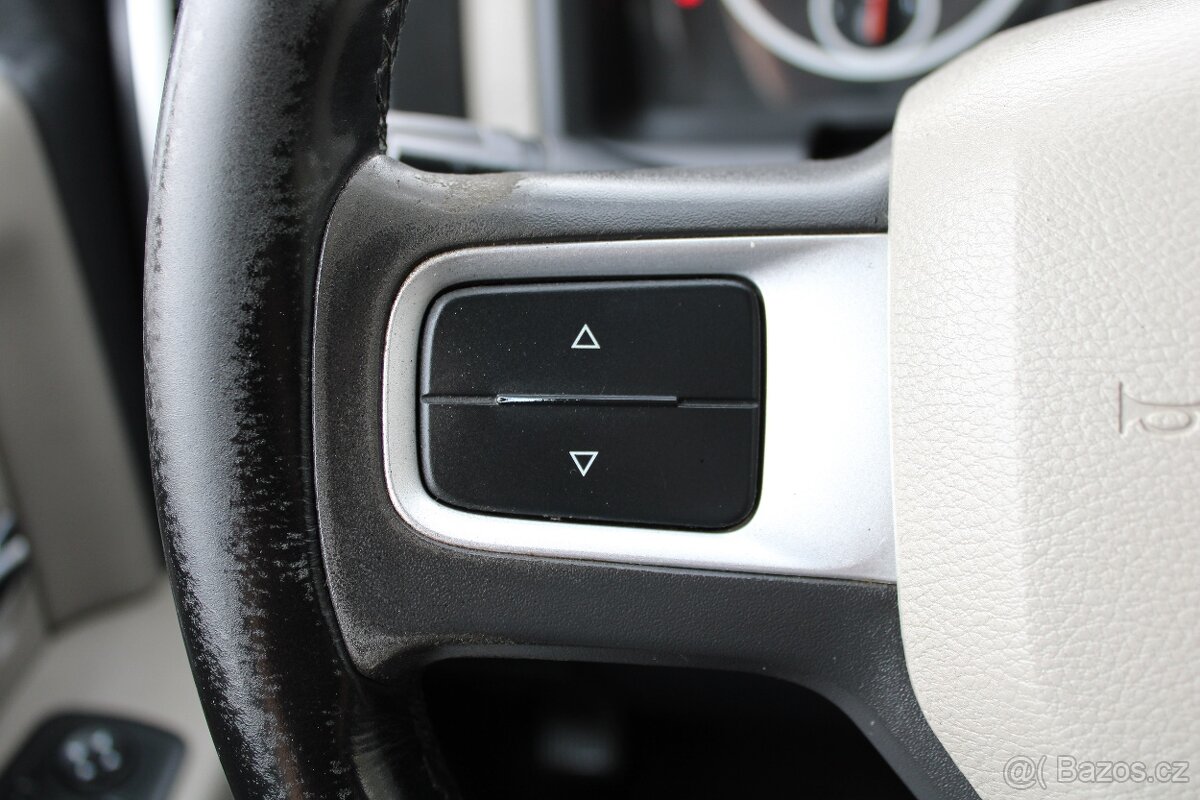 Dodge RAM 5,7 HEMI A/T,4x4,DPH,TAŽNÉ,2010 - 18