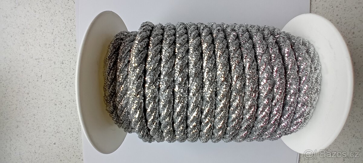 Přebytky, korálky, metráž, dráty, komponenty - 18