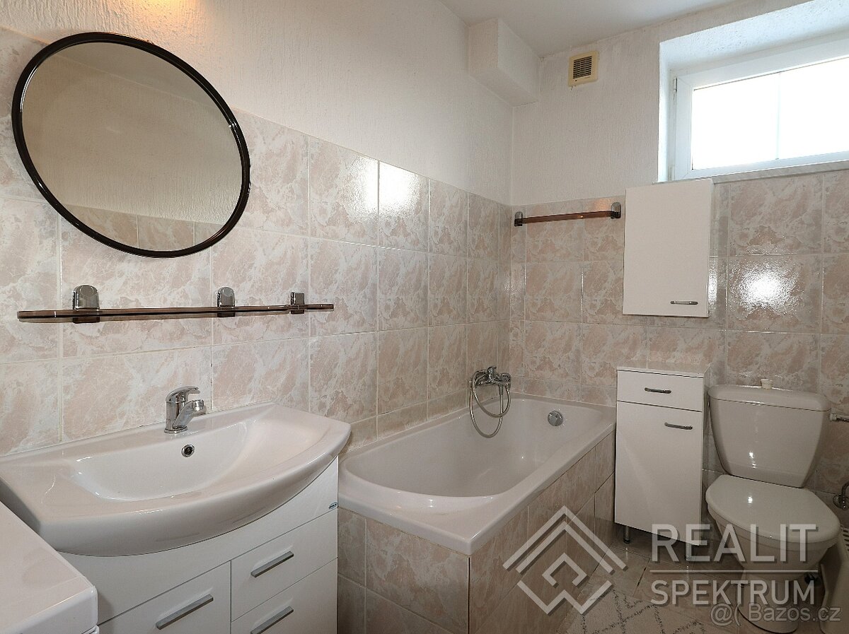 Žamberk-Moderní Rodinný Dům s Vilovým Efektem - 18