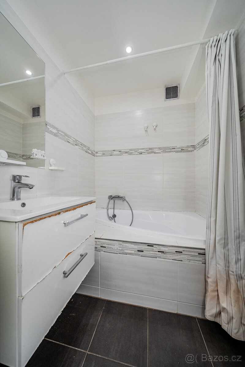 Pronájem, byt 2+1, 53 m, Janáčkova 157, Frýdek-Místek - Míst - 18