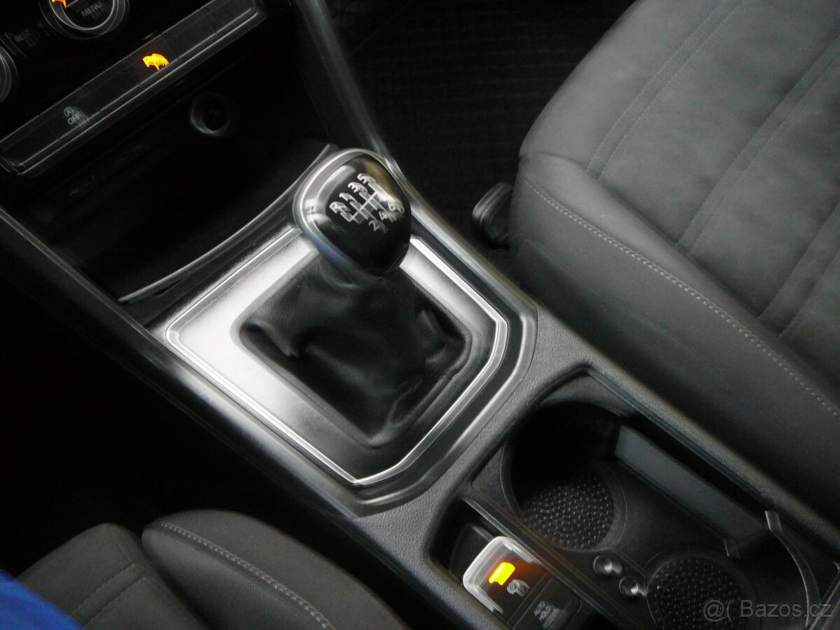 VW TOURAN 2.0 TDI 90KW FULLLED NAVI ACC FRONT OPCPARK 2021 - 18