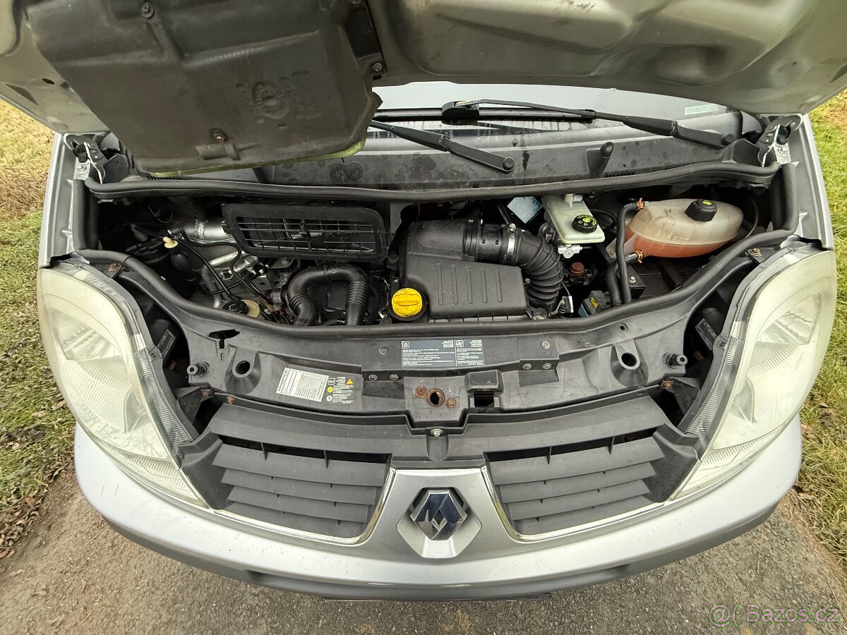 Renault Trafic 2.0 CDTi 84kw - 6 míst / tažné - 18