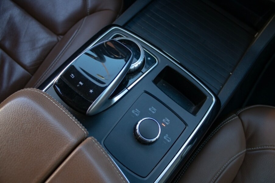 Mercedes-Benz GLE 400 4MATIC AMG - 18