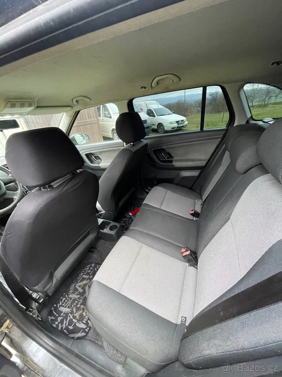 Škoda fabia 1.6tdi 66kw - 18
