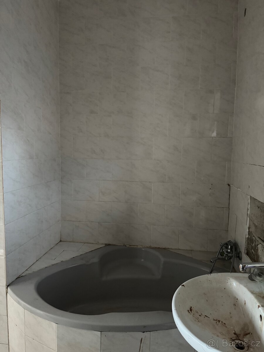 Rodinný dům–Polešovice 7+2 - 18