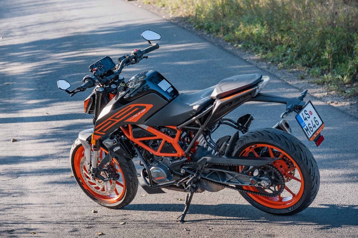 KTM duke 125 - 18