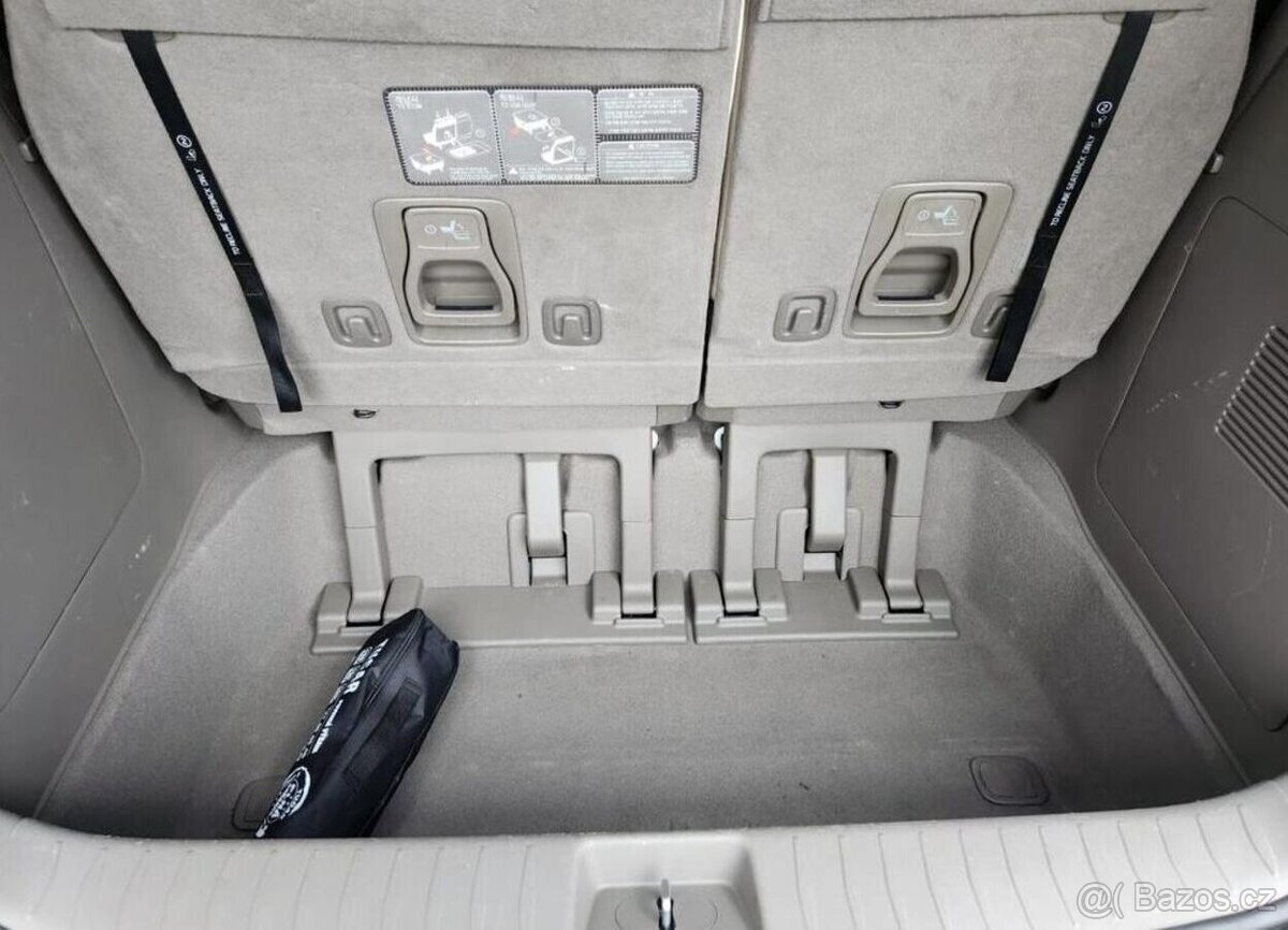 Kia Carnival 2.2-7míst-SIGNATURE - 18