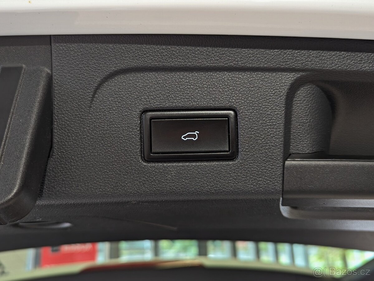 Volkswagen Touran 1.4TSi 110kW, DSG, 7 MÍST, TEMPOMAT, PDC - 18