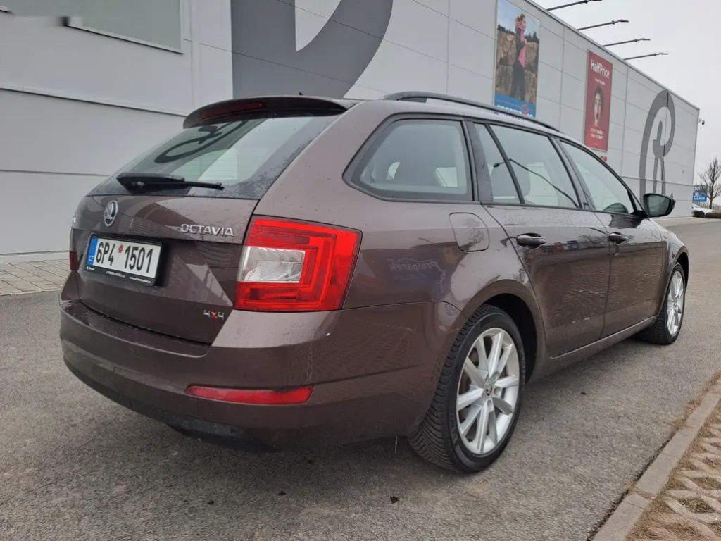 Škoda Octavia, 2.0TDI 110KW4x4 JIŽ REZERVACE - 18