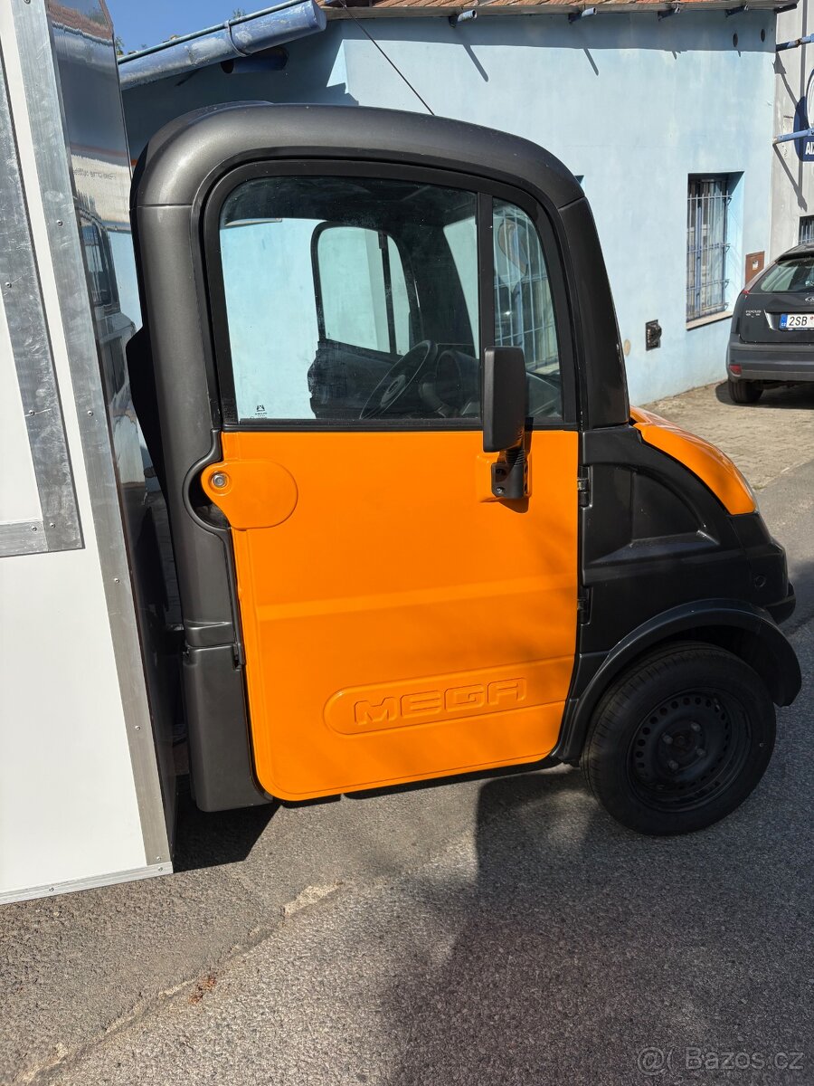 Aixam Food Truck - 18