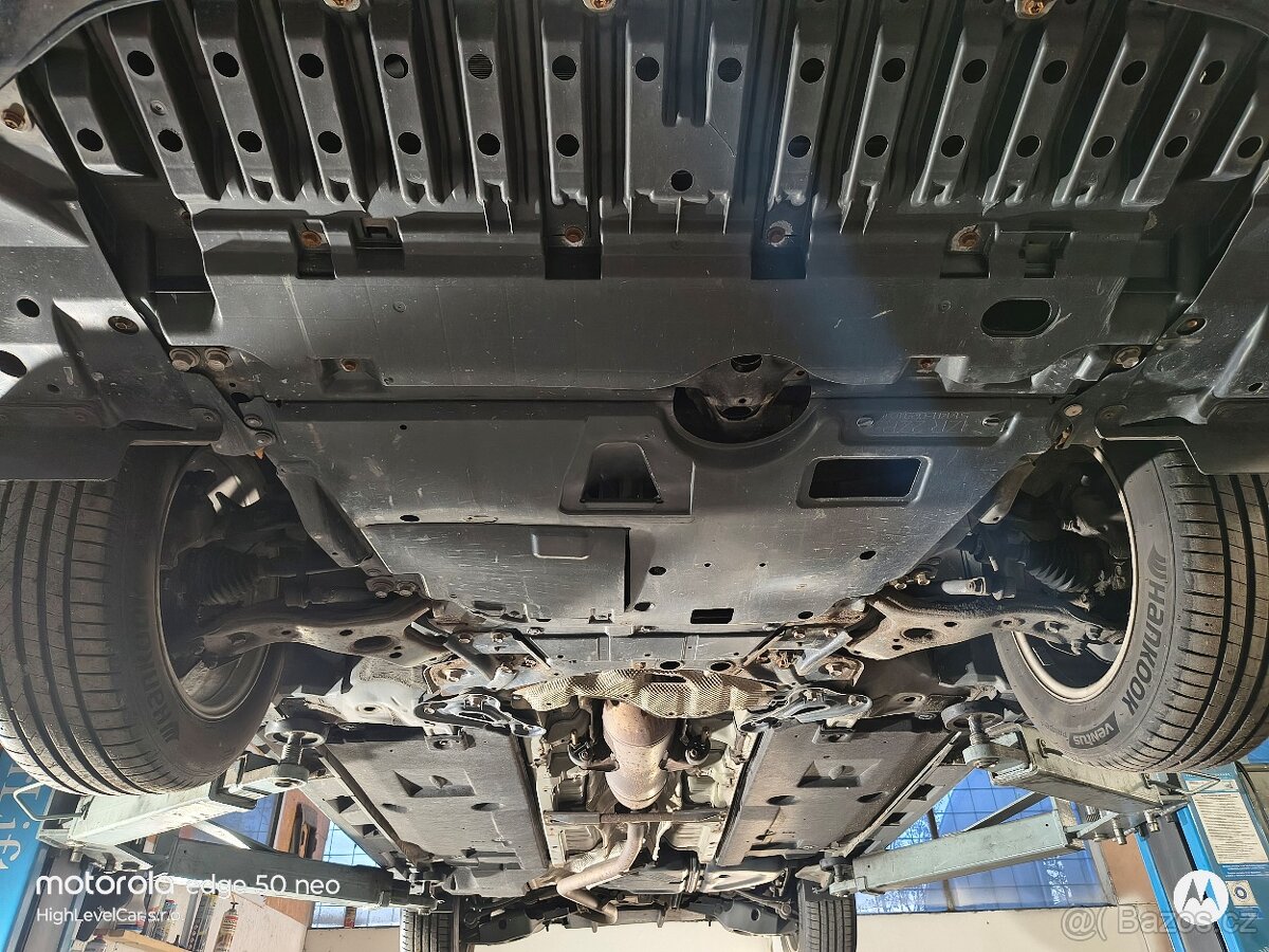 Toyota Avensis kombi T27 1.8VVTi 108kW 2.maj/servis Toyota - 18