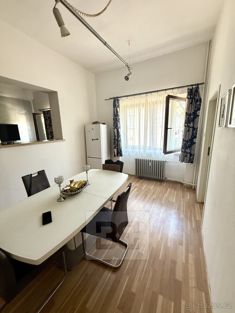 Činžovní dům situovaný na náměstí v obci Štětí, ul. Krátká - 18