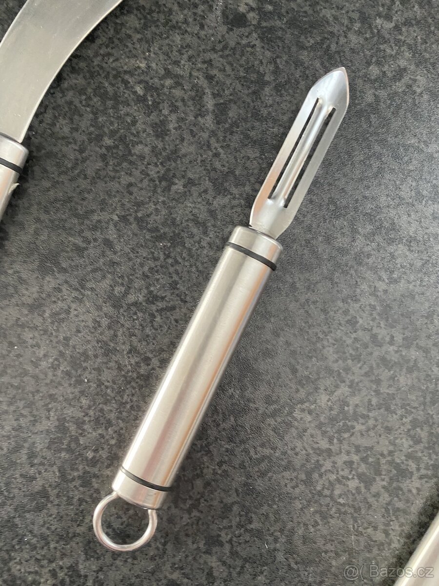 Kuchynske potřeby cena dohodou 10-150 Kč kus - 18