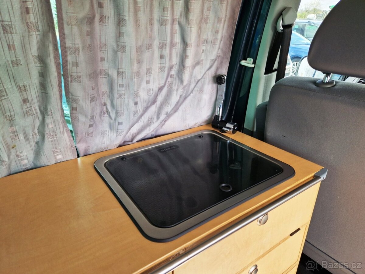 Volkswagen Multivan / 2.5TDi / 130PS / BEACH / MULTIFLEX / - 18