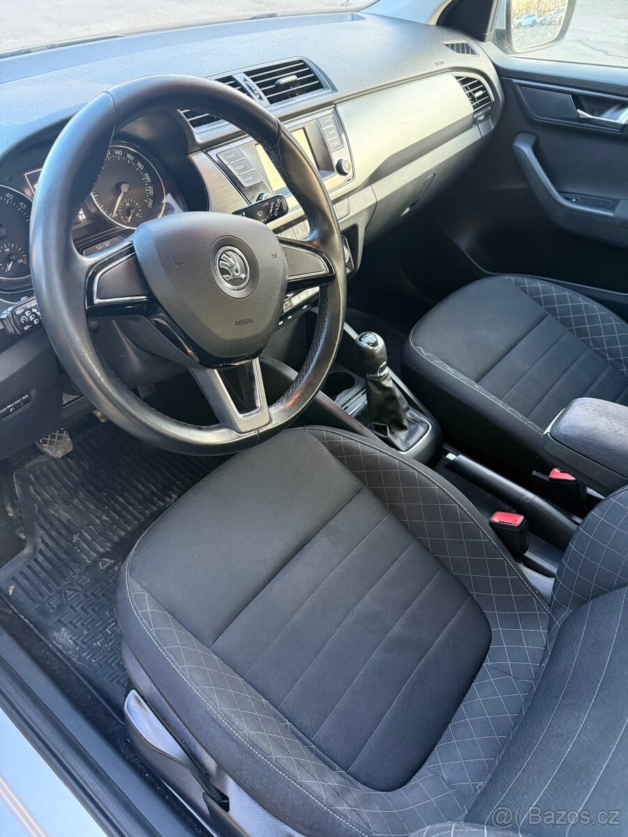 Škoda Fabia - 18