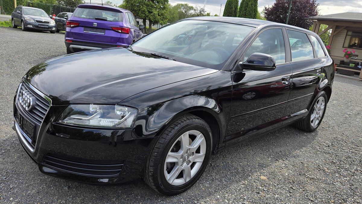AUDI A3 TFSi ATTRACTION 1MAJITEL - 18
