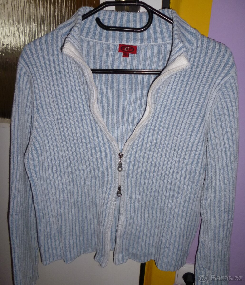 9 x svetřík, vel. L/XL/XXL - 18