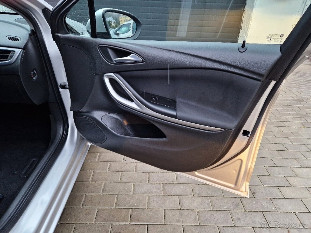 OPEL Astra Sports, 1.6 CDTi, r..v. 2021, automat, 119 tis.km - 18