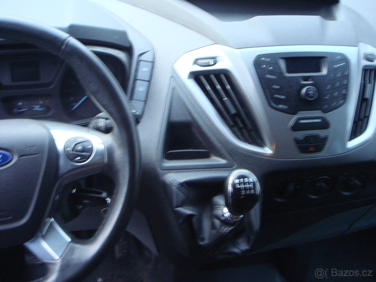 Ford Transit custom 2.2tdci 92kw 9 míst dlouhý 2014 - 18