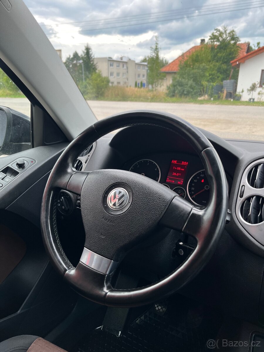 Volkswagen Tiguan 2.0 TDI 103kW = Top Stav, Bez korozie = - 18