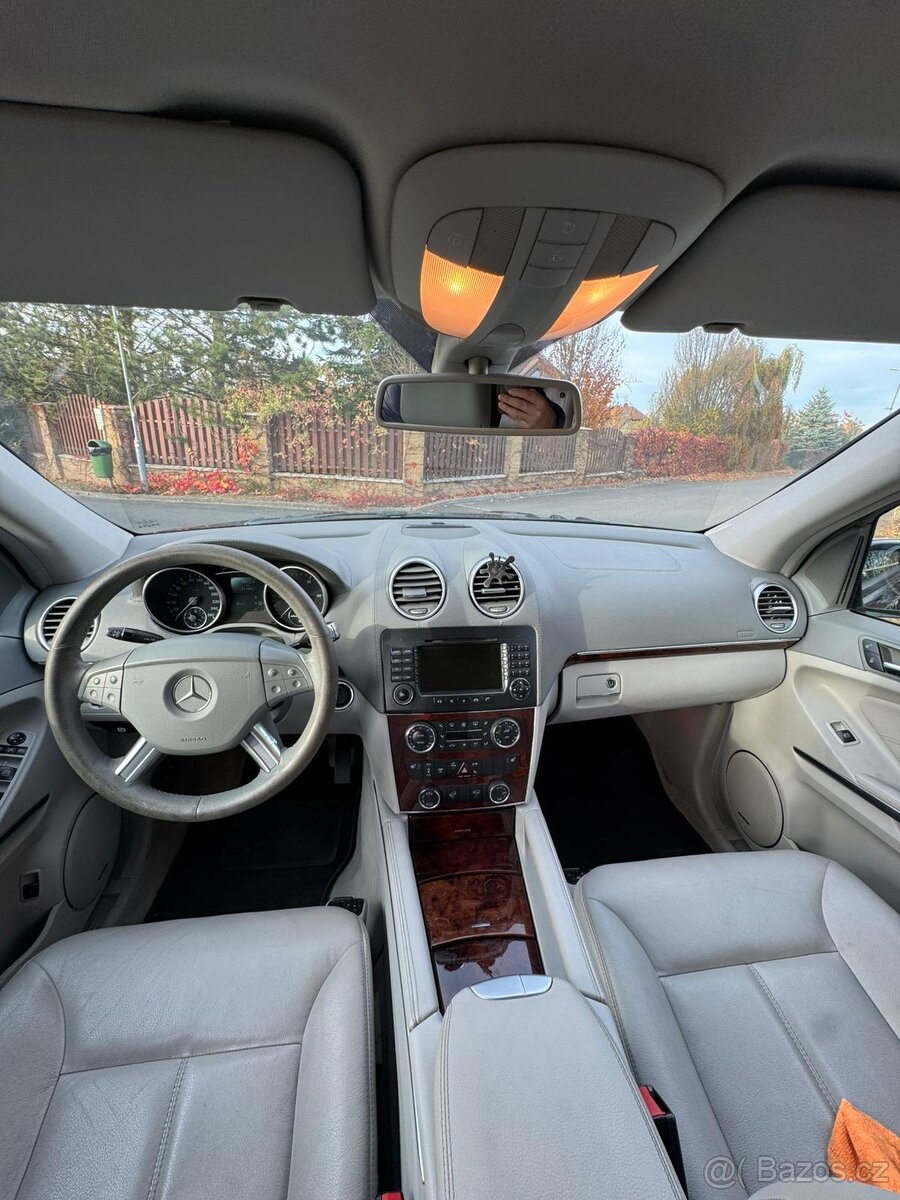 Mercedes-Benz GL 420 CDI AMG Long –7 míst, Exkluzivní výbava - 18