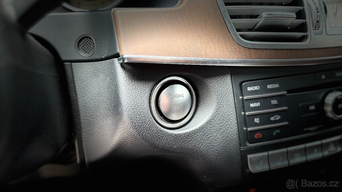 Mercedes-benz E 350 BlueTEC 4MATIC Wagon / E 350 d 4MATIC - 18