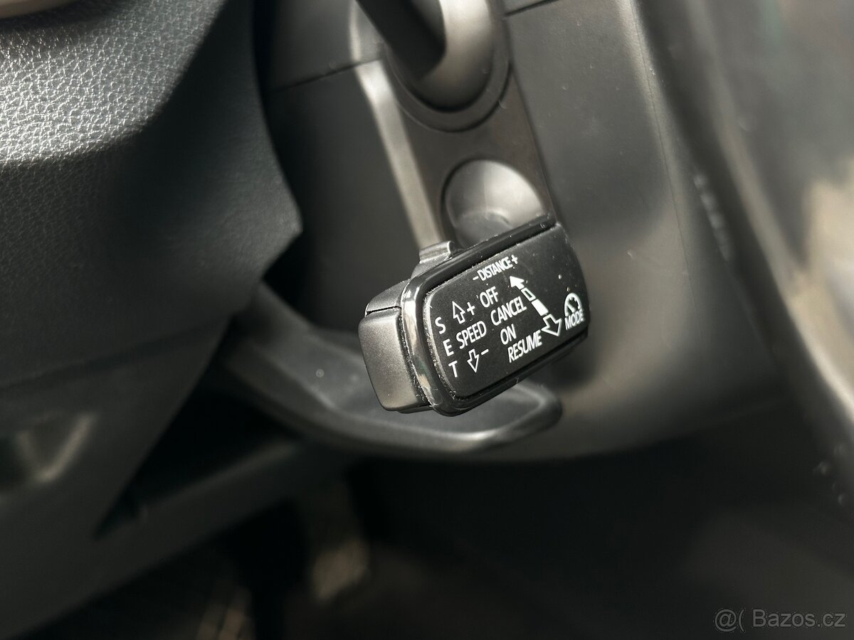 Škoda Scala 1.6 TDI DSG Style + - 18