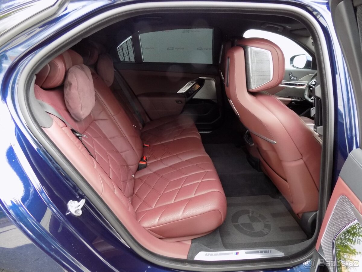 BMW Řada 7 750e/xDrive/M-Sport/Full-LED/ - 18