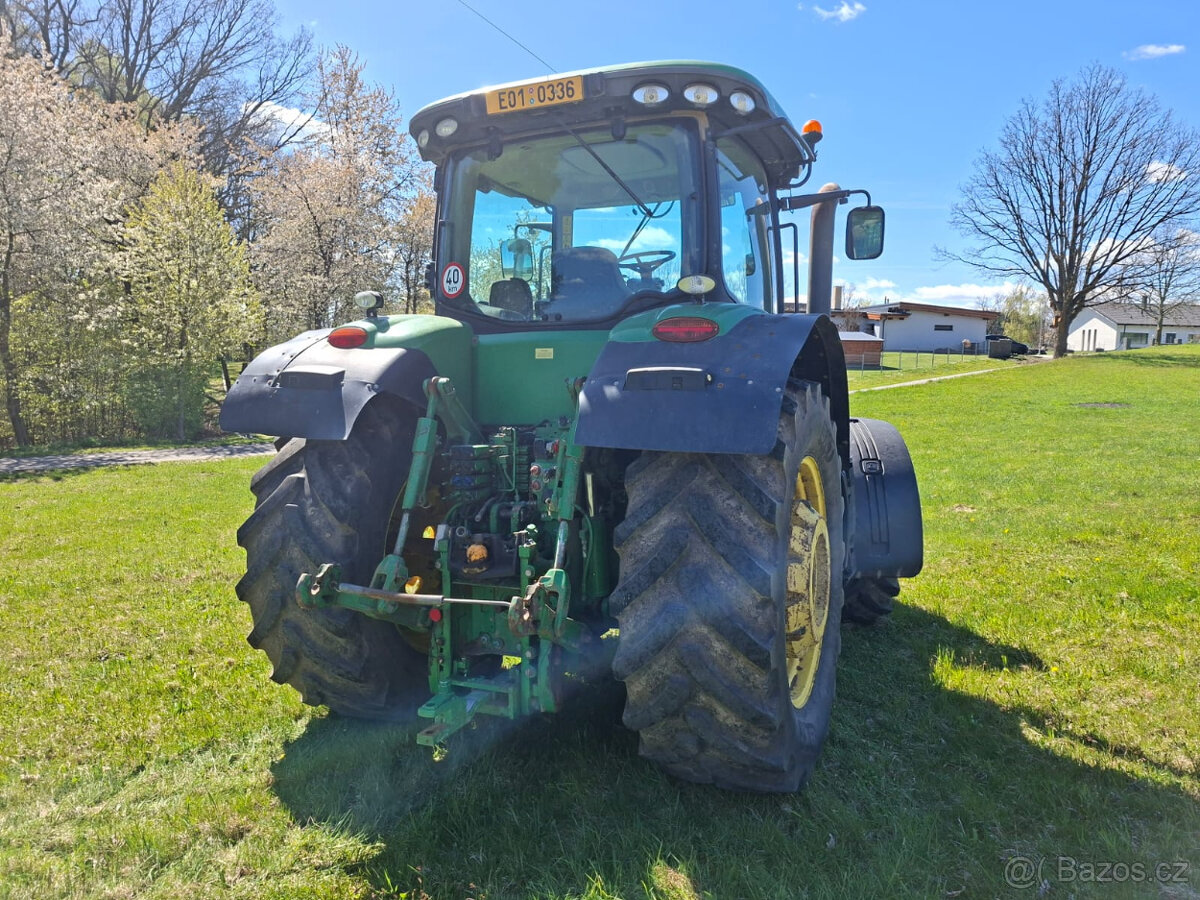 John Deere 7230R - 18