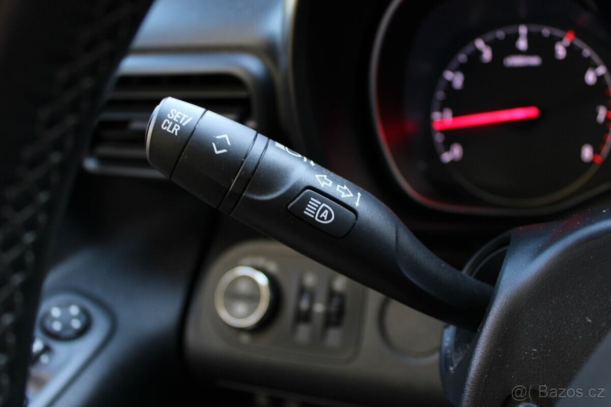 Opel Combo 1.5 CDTI Elegance Plus AT8 - 18